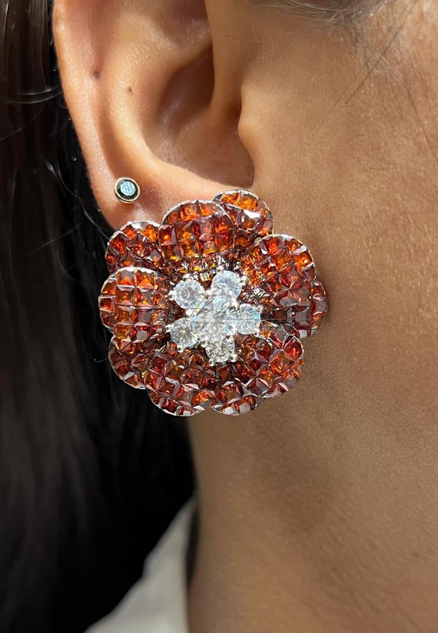 Premium Studs in invisible settings of American Diamonds AJ54