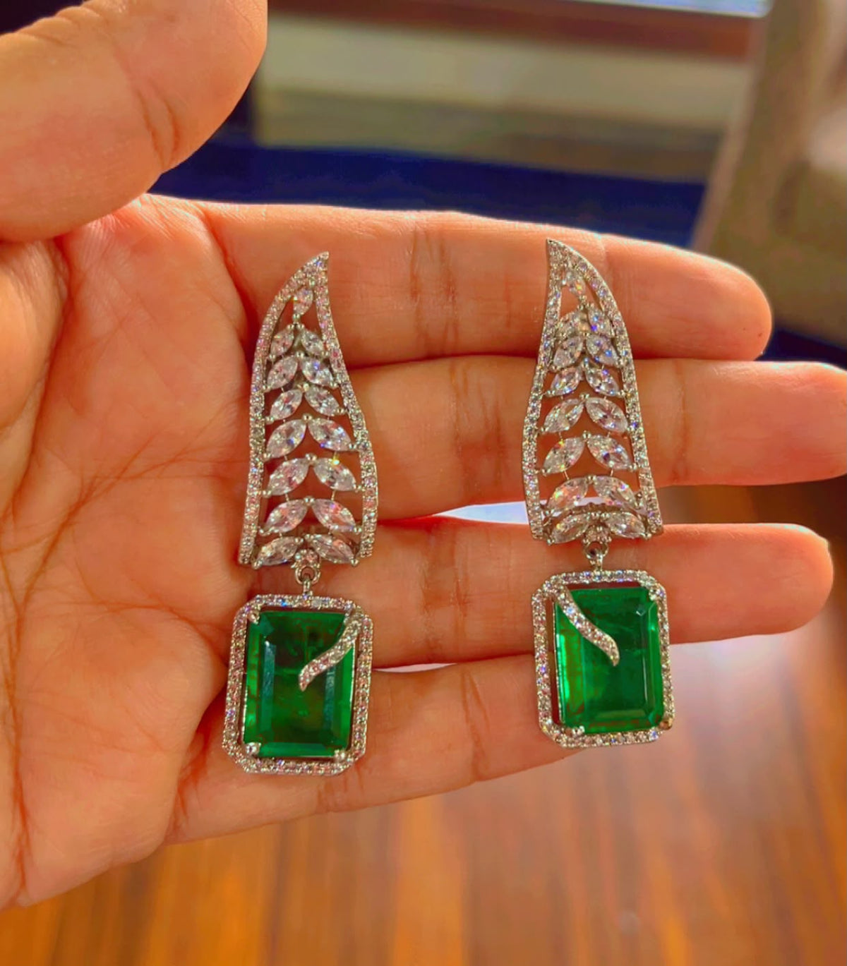 Beautiful Cocktail Earrings in Doublet Diamonds AJ02