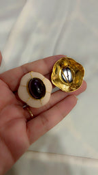 Indo-western studs, Monalisa stone in gold plating AJ52