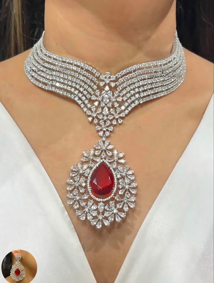 Dreamy Diva Necklace in American Diamonds AJ37