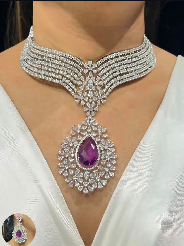 Dreamy Diva Necklace in American Diamonds AJ37