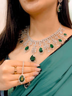 Beautiful Princess Necklace in American Diamond in silver plating AJ13