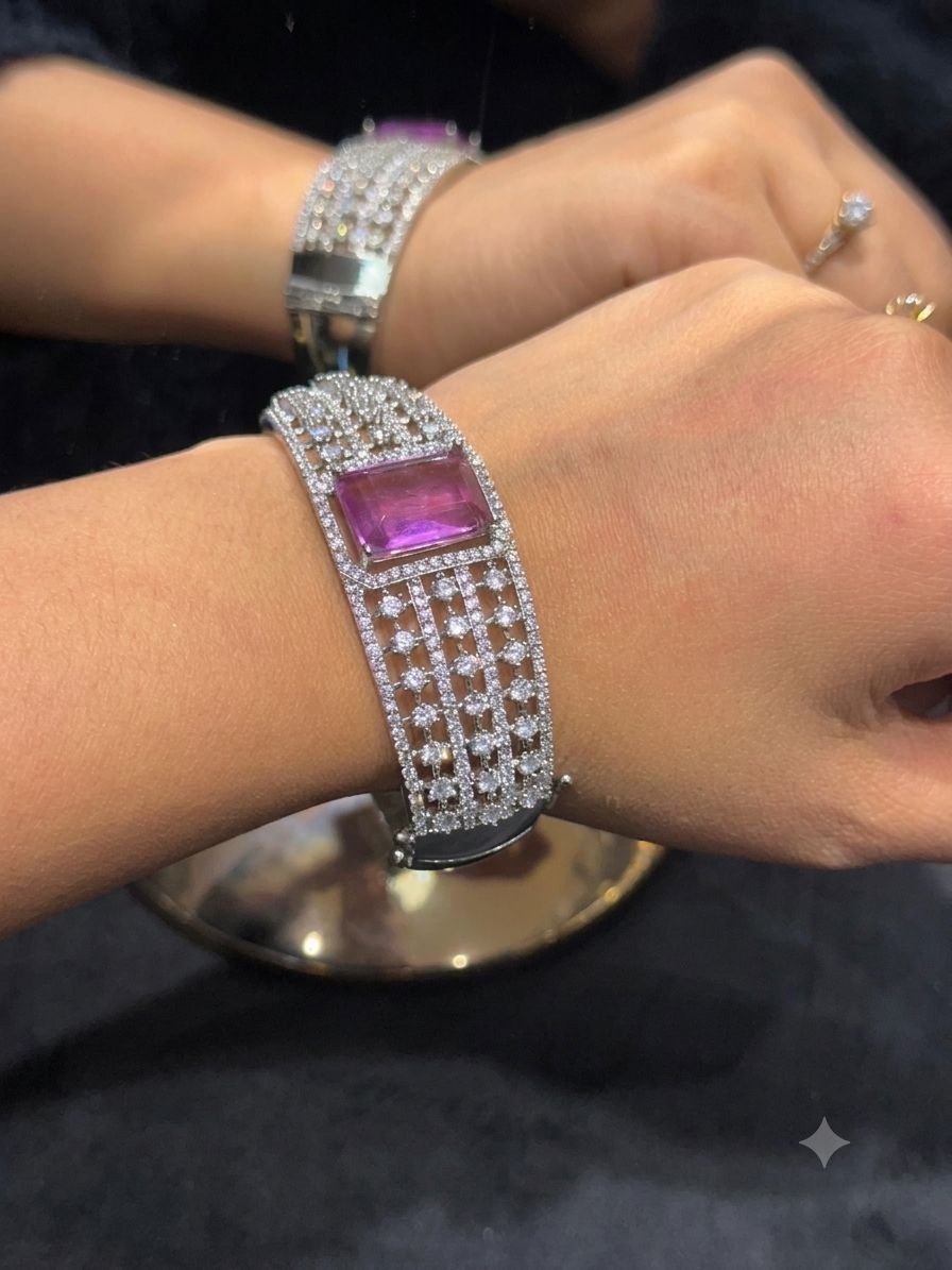 Elegant Naina Openable Bracelets in American Diamonds AJ21