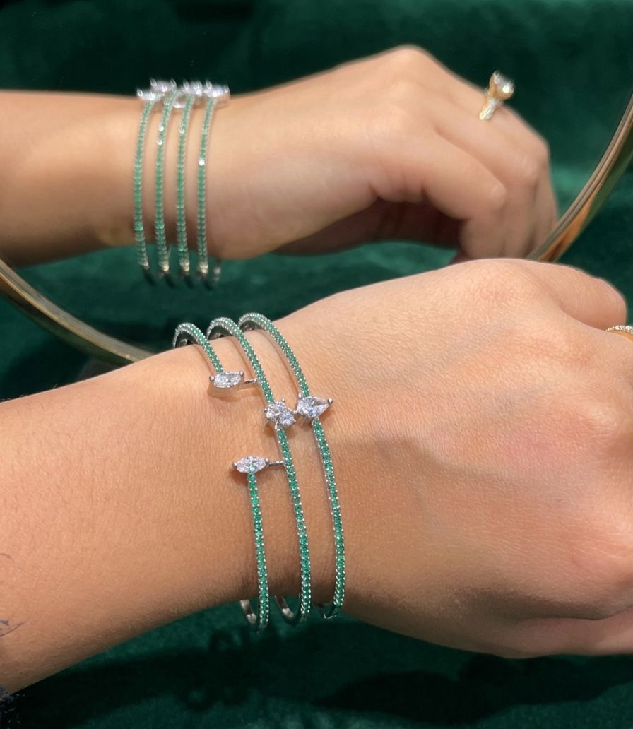 Beautiful Radhika Slim Bracelets Openable bracelets  AJ18