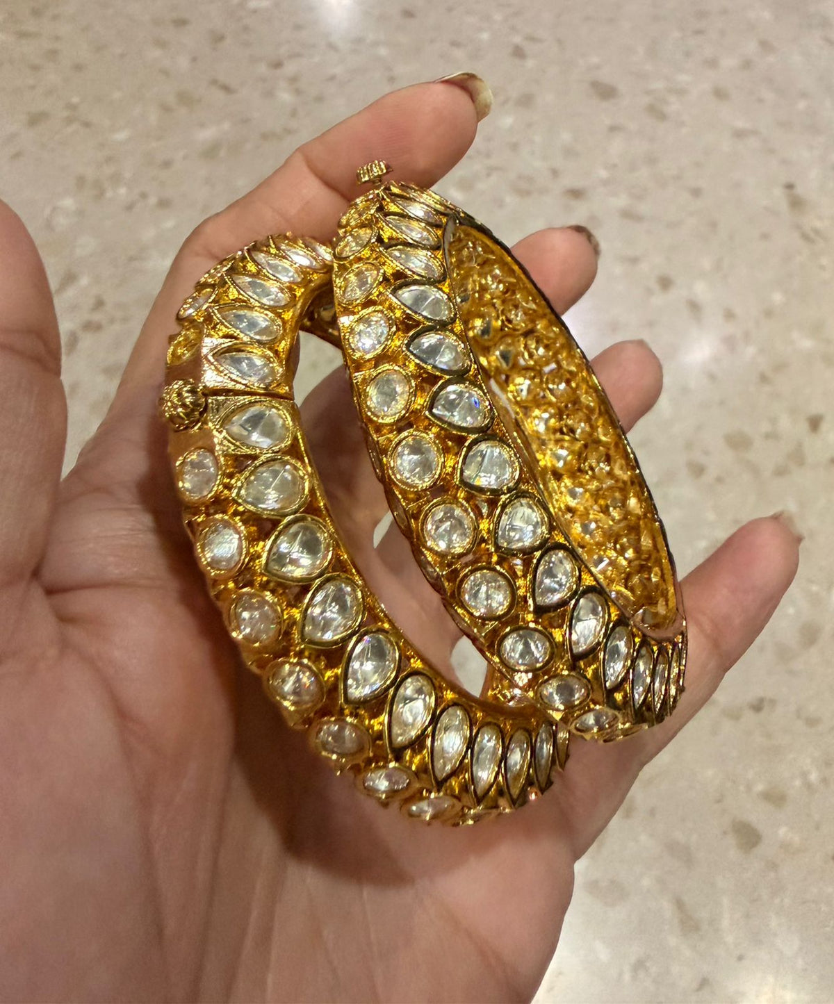 Tisha Moissanite Openable Bangles&nbsp; Gold-plated Kundan Moissanite Premium range of openable bangles AJ26