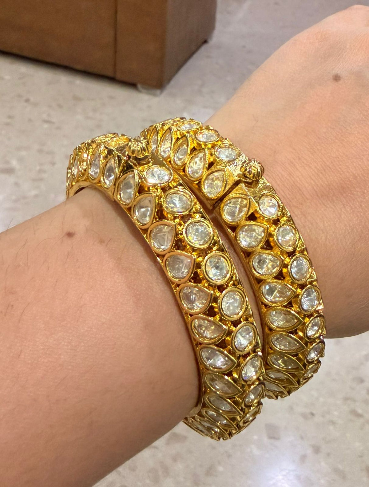 Tisha Moissanite Openable Bangles&nbsp; Gold-plated Kundan Moissanite Premium range of openable bangles AJ26
