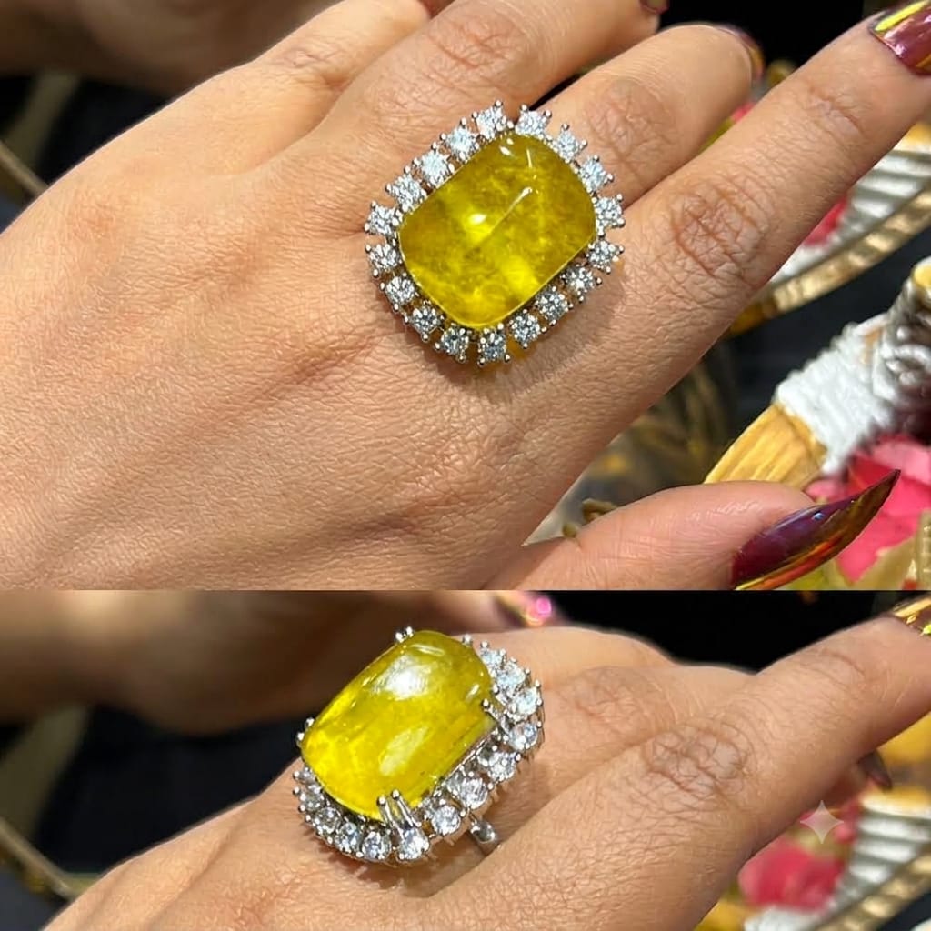Jiva Rings Gold-plated Rings in adjustable size in Doublet Diamonds AJ32