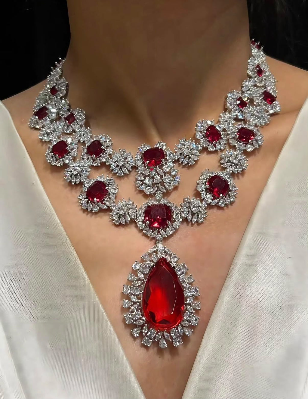 Yana Double layered sets in Cubic zirconia AJ79
