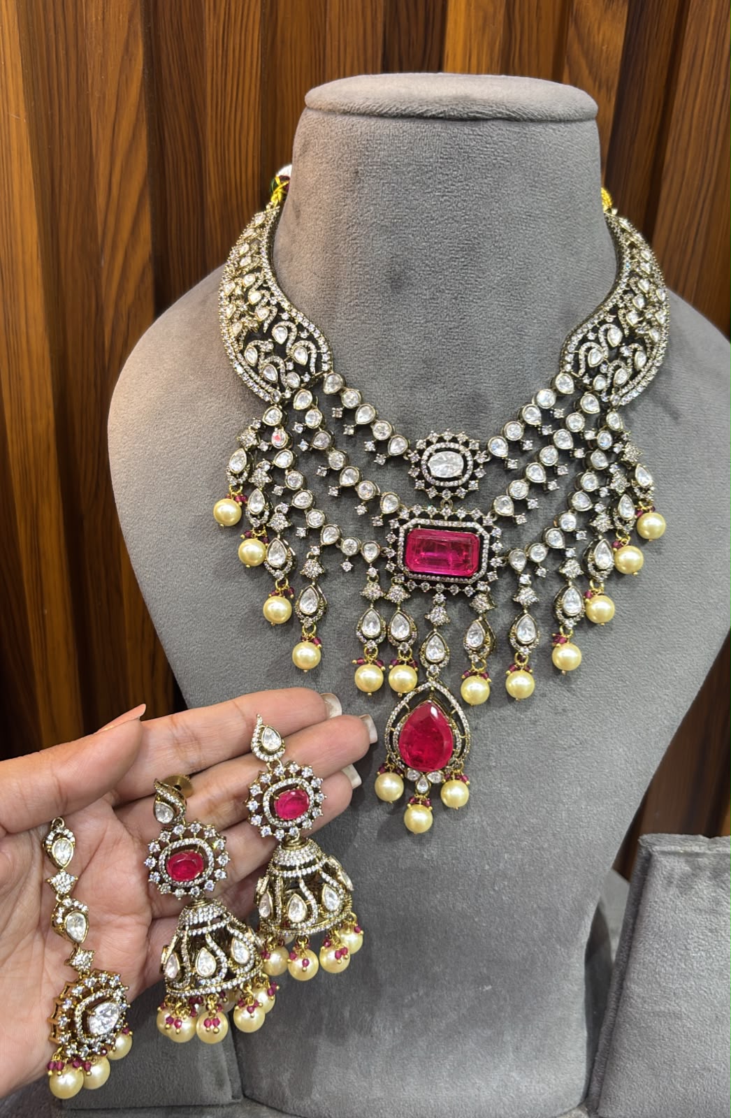 Minakshi layered sets in gold plating Kundan Moissanite sets in doublets AJ71