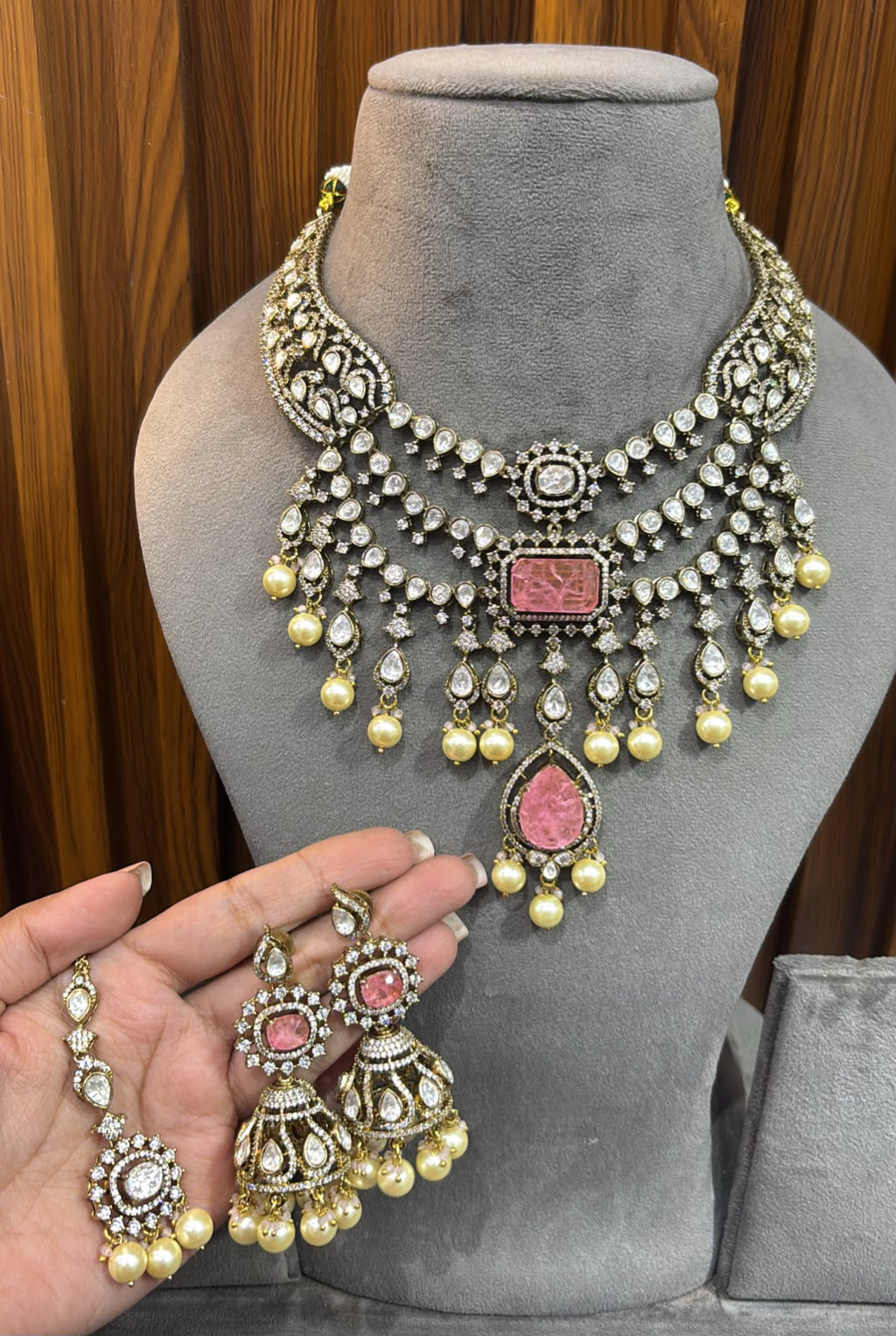 Minakshi layered sets in gold plating Kundan Moissanite sets in doublets AJ71