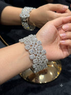 Harshita openable luxurious bracelet AJ40